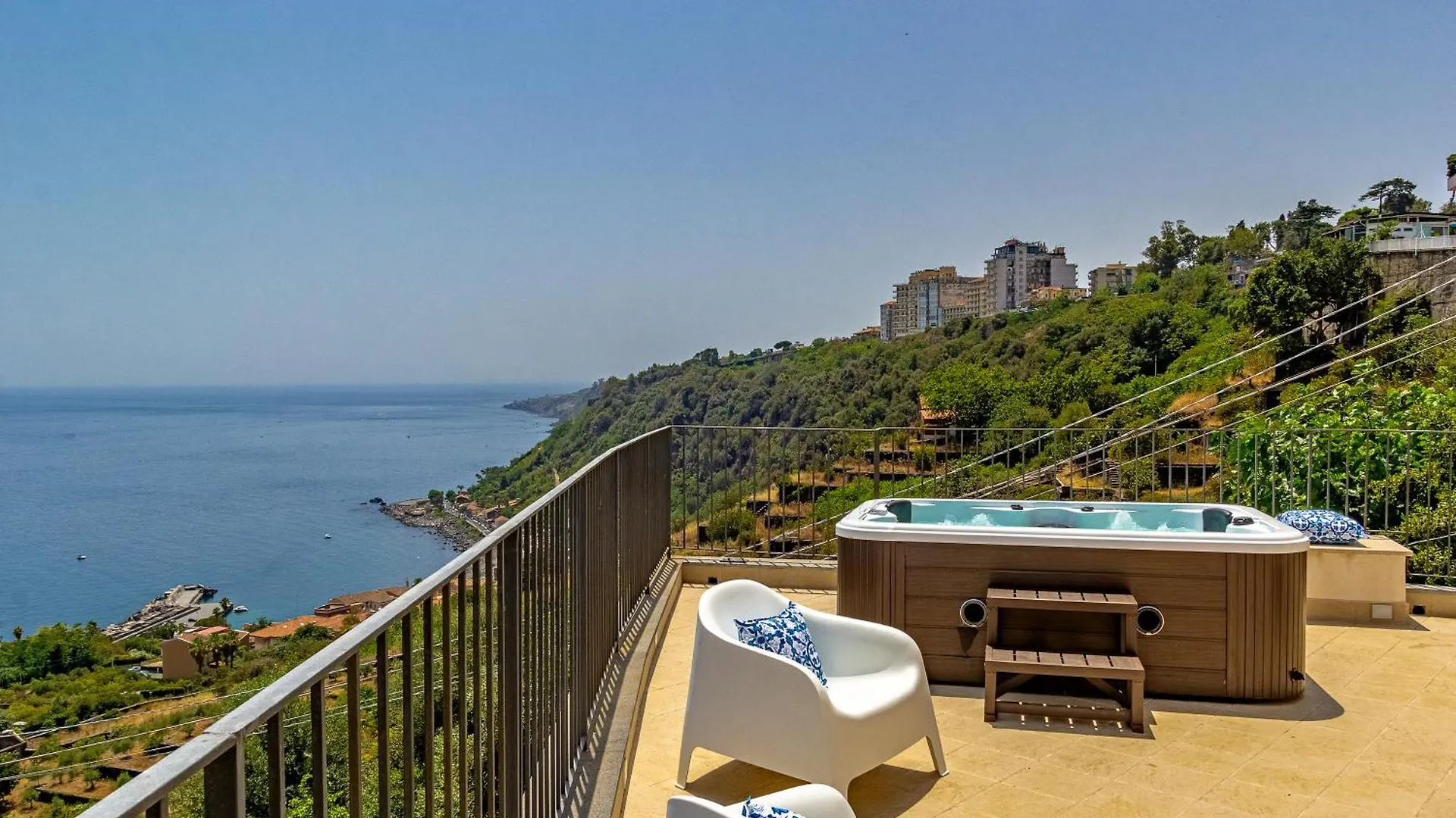 Suite Karola - Exclusive Stay Acireale 0*,  Italy